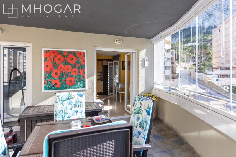 Precioso apartamento con vistas al mar y puerto de Calpe!